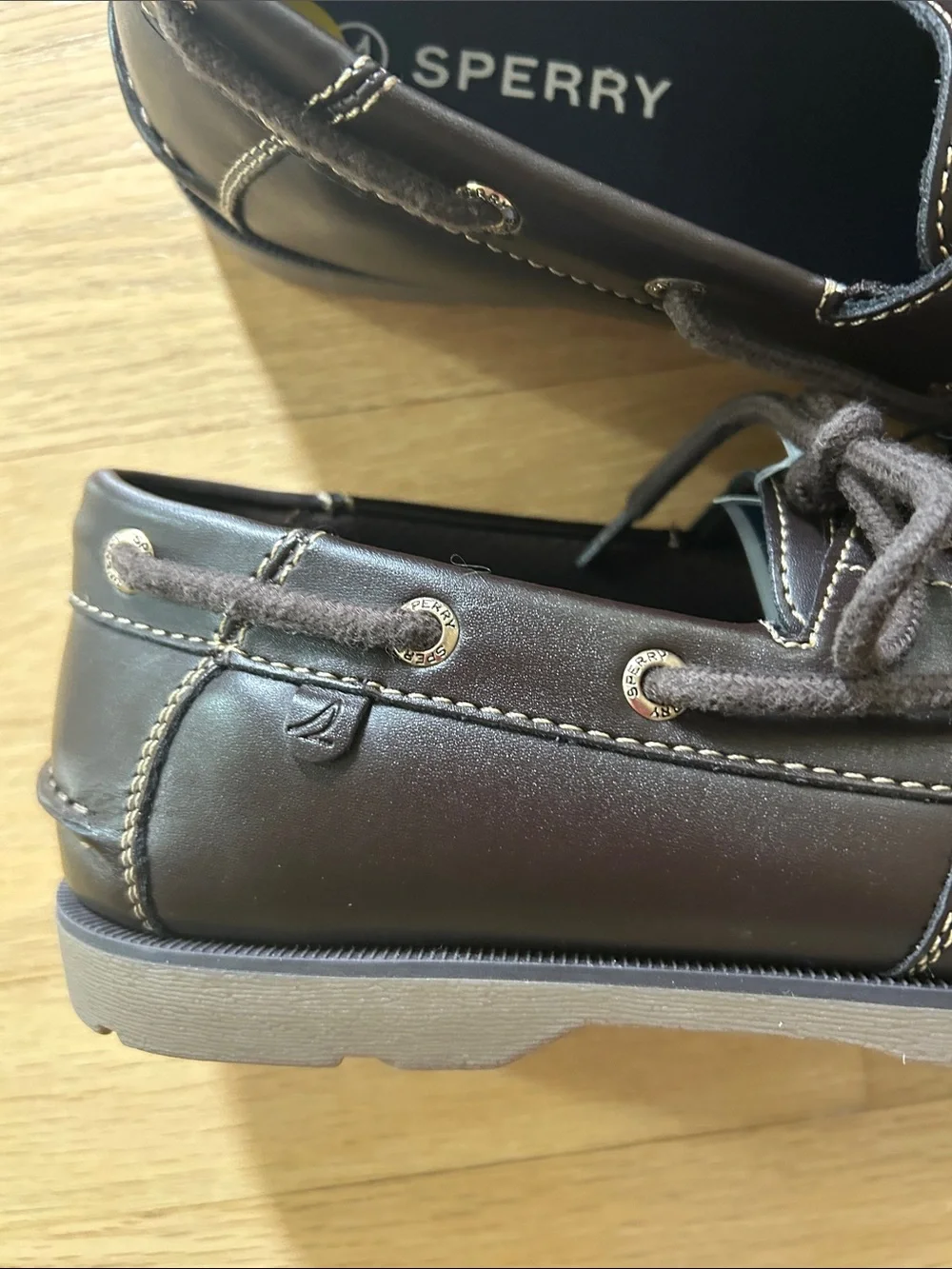 NWOT Sperry Men’s Top Sider Dark Brown Leather 2-Eye Boat Shoes, Size 9
